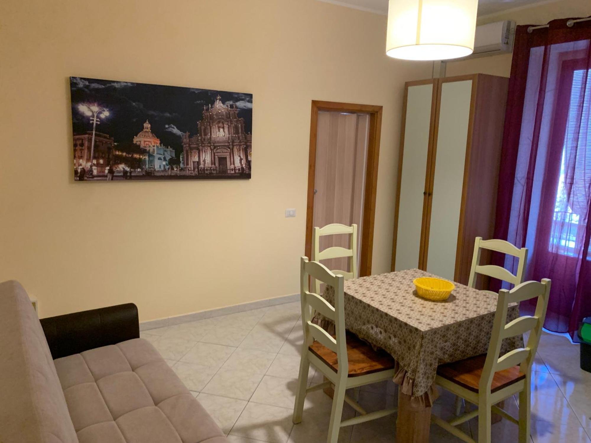 Serenityhomect Catania Luaran gambar
