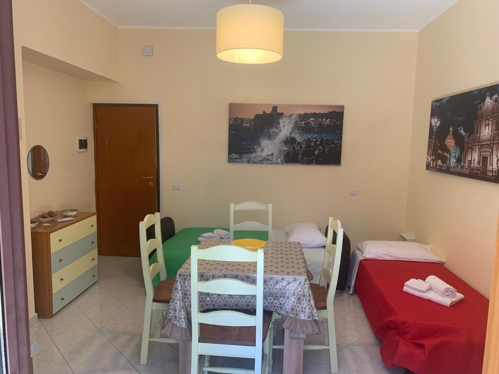 Serenityhomect Catania Luaran gambar